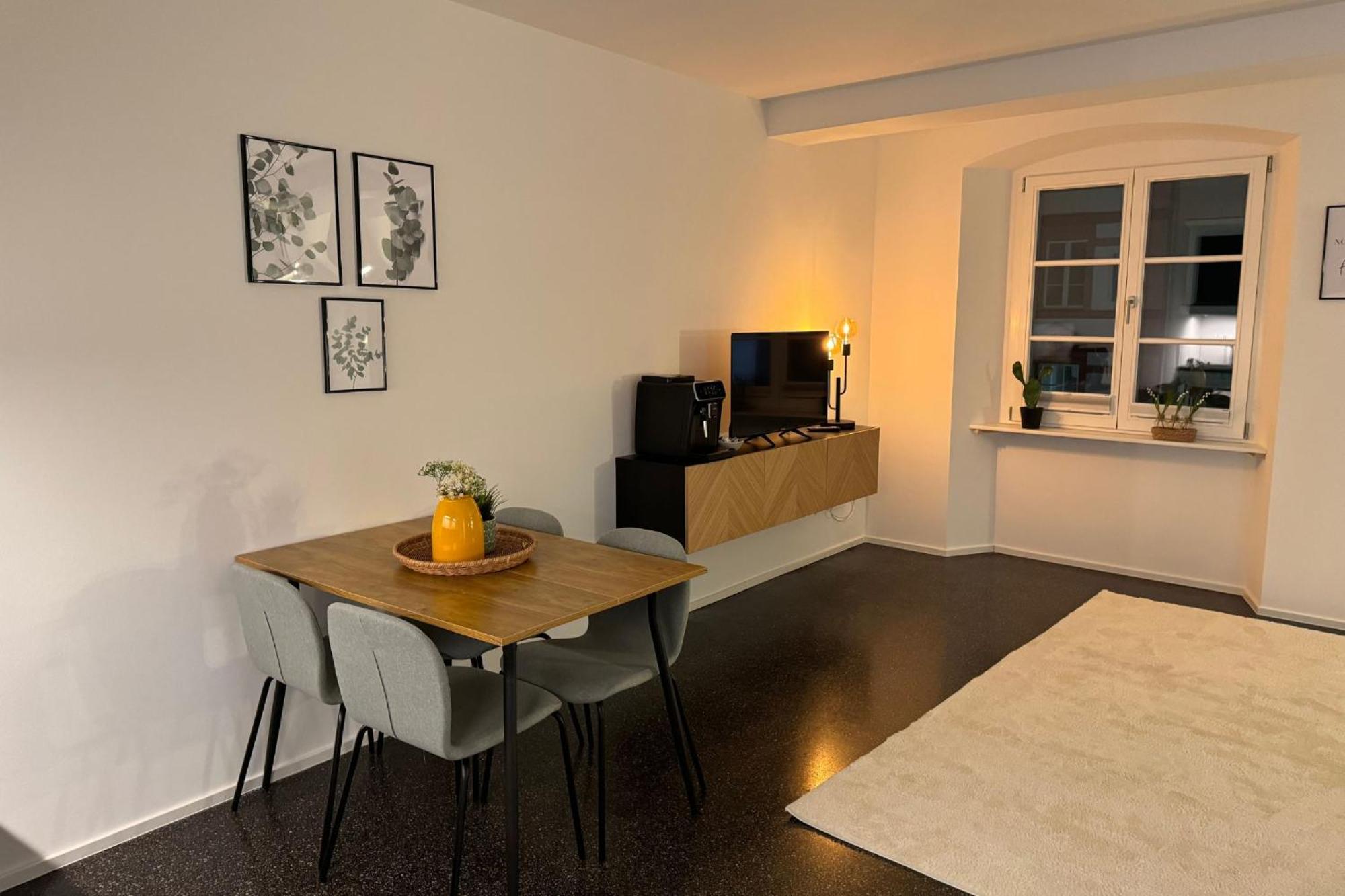 Isaak Apartment Stadtperle ヴァルツフート＝ティンゲン エクステリア 写真